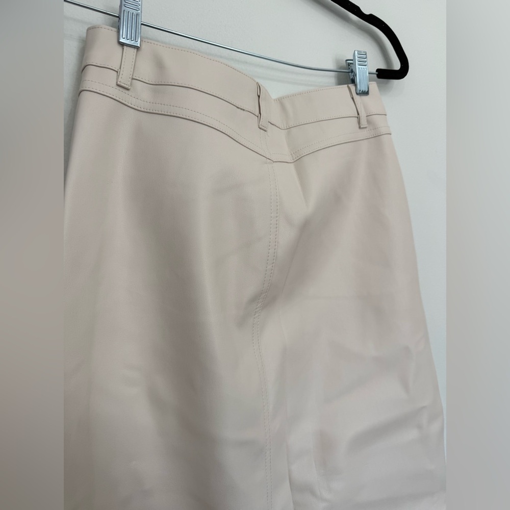 Haute Monde Cream Maxi Faux leather skirt with Button with zipper detail - Picture 7 of 10